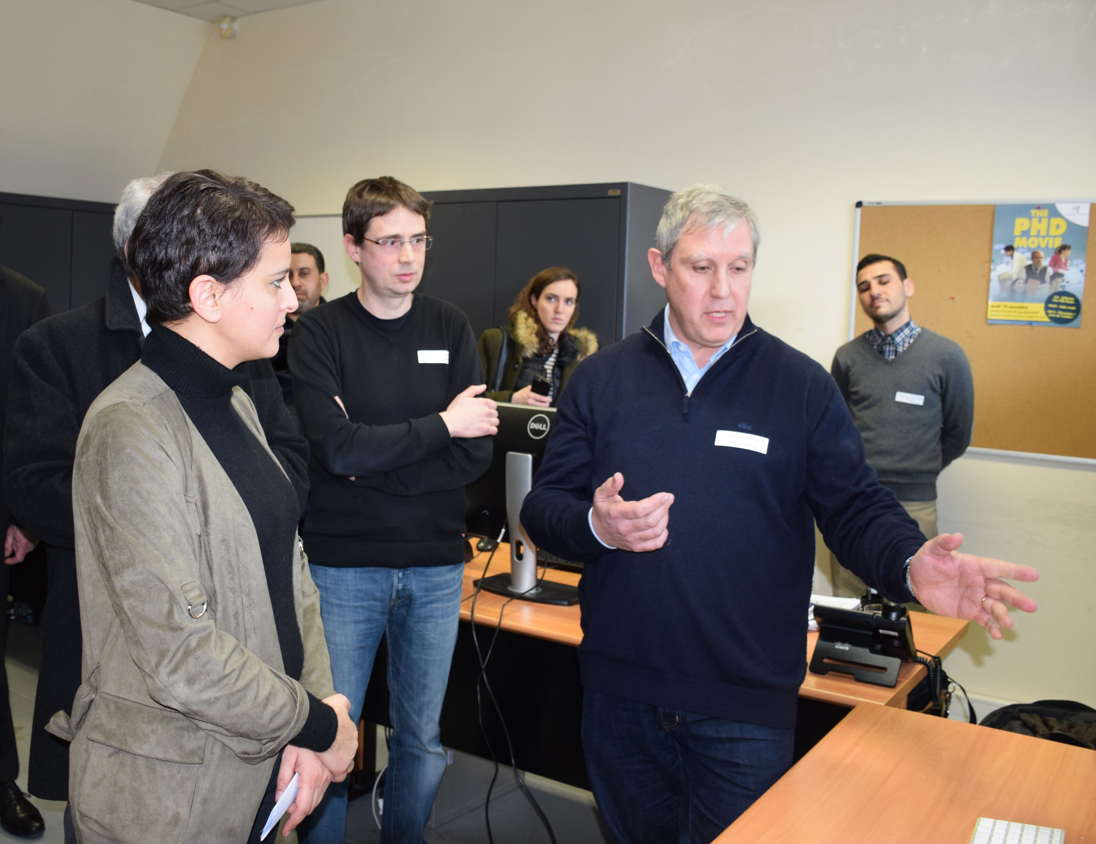 la ministre en visite au CRIL - démo musée